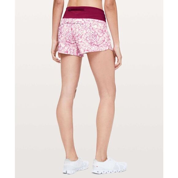 Womens Lululemon Run Times Short II *4 - Picture 2 of 6